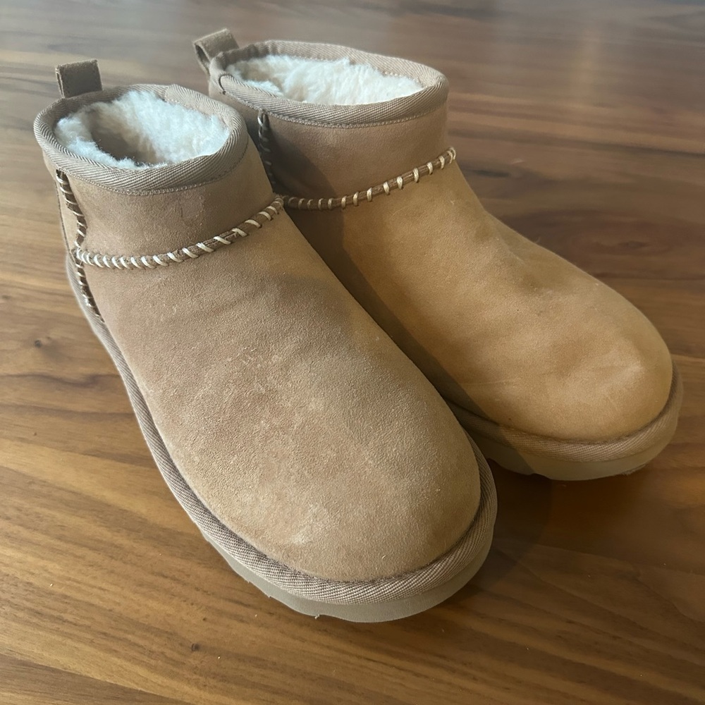Never worn Mad Happy limited edition Uggs 8